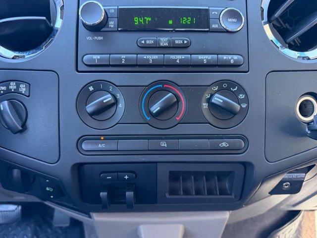 Used 2010 Ford F250 4x4 Crew Cab Super Duty image 15