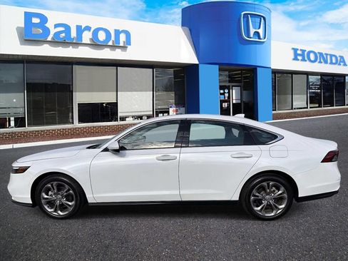 Used 2024 Honda Accord EX image 3