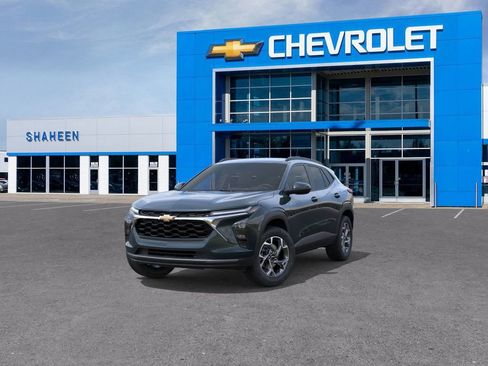 New 2026 Chevrolet Trax LT image 8