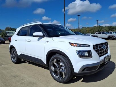 New 2025 Hyundai Venue SEL