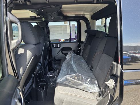 New 2026 Jeep Gladiator Mojave AWD/4WD image 14