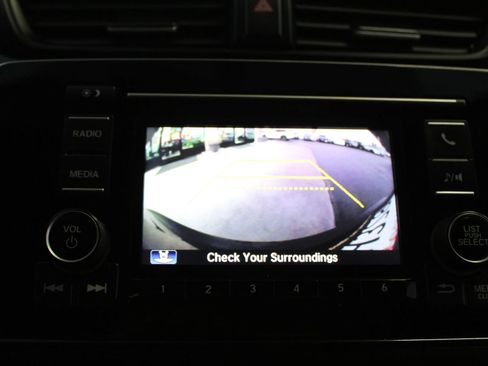 Used 2019 Honda CR-V LX image 19
