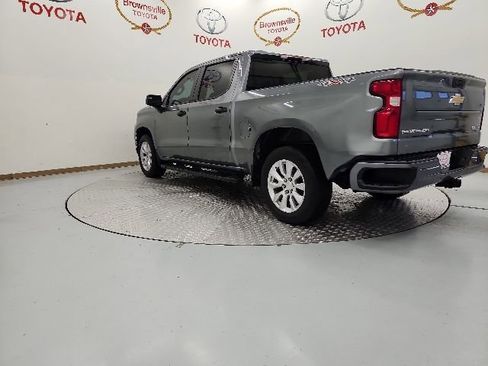 Used 2022 Chevrolet Silverado 1500 Custom AWD/4WD image 6