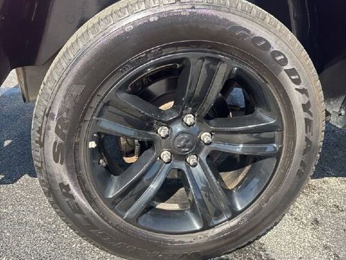 Used 2024 RAM 1500 Classic Warlock image 9