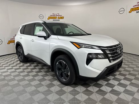 New 2026 Nissan Rogue SV image 8