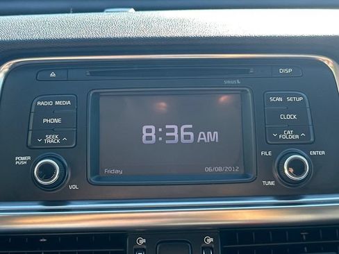 Used 2016 Kia Optima EX FWD image 28