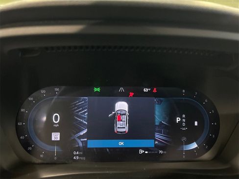 Certified 2025 Volvo XC40 B5 Core image 15