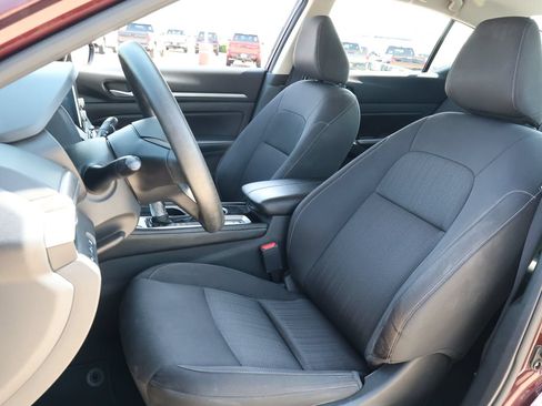 Used 2023 Nissan Altima 2.5 SV AWD/4WD image 26