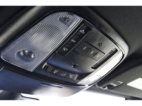 Used 2025 Dodge Durango R/T image 26