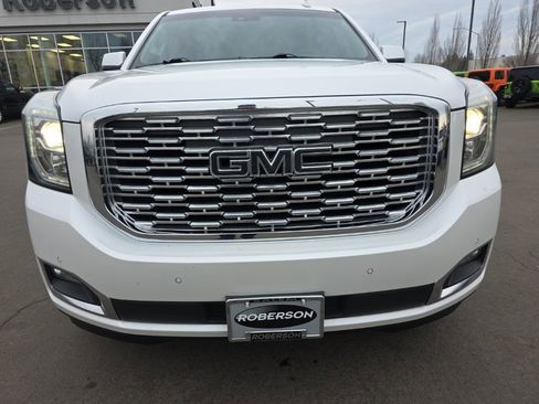 Used 2020 GMC Yukon Denali image 8