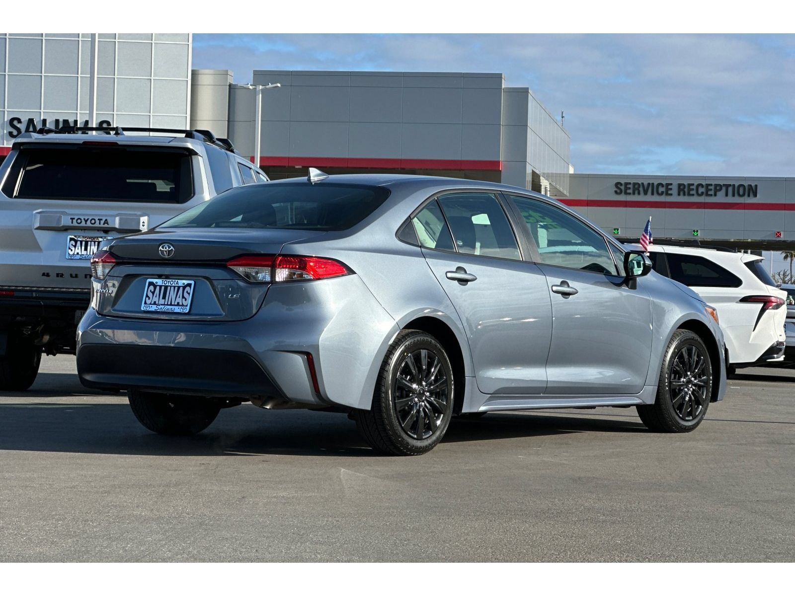 Certified 2025 Toyota Corolla LE FWD image 4