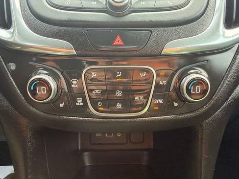 Certified 2020 Chevrolet Equinox LT w/ Driver Convenience Package AWD/4WD image 31