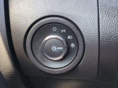 Used 2011 Ford Taurus SEL w/ 201A Rapid Spec Order Code FWD image 28