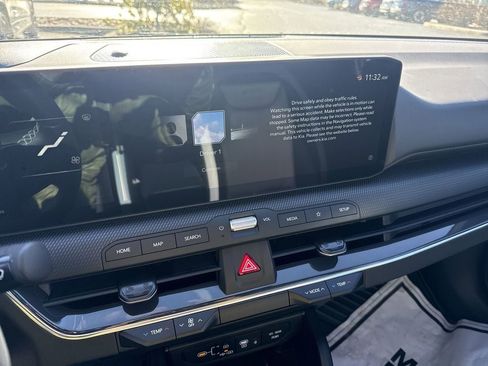 New 2025 Kia K4 GT-Line Turbo image 14