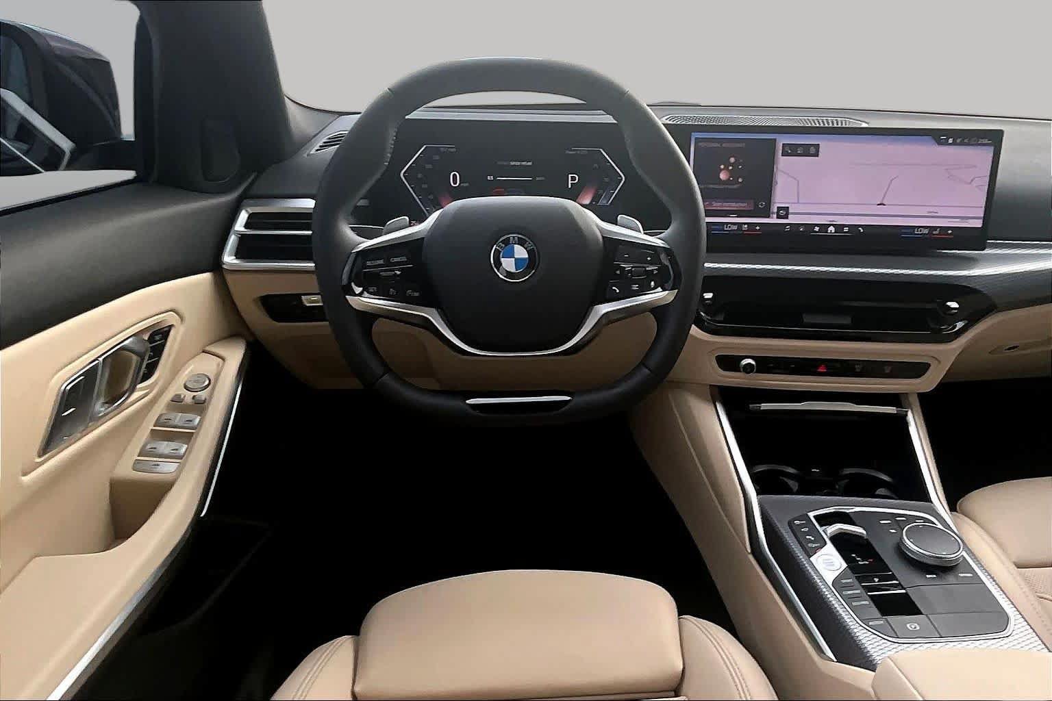 Used 2025 BMW 330i Sedan w/ Premium Package RWD image 5