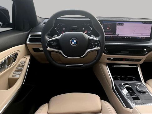 Used 2025 BMW 330i Sedan w/ Premium Package RWD image 5