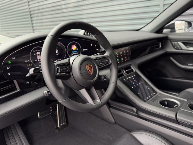 New 2025 Porsche Taycan 4S AWD/4WD image 4