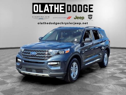 Used 2022 Ford Explorer XLT w/ Equipment Group 202A AWD/4WD image 1