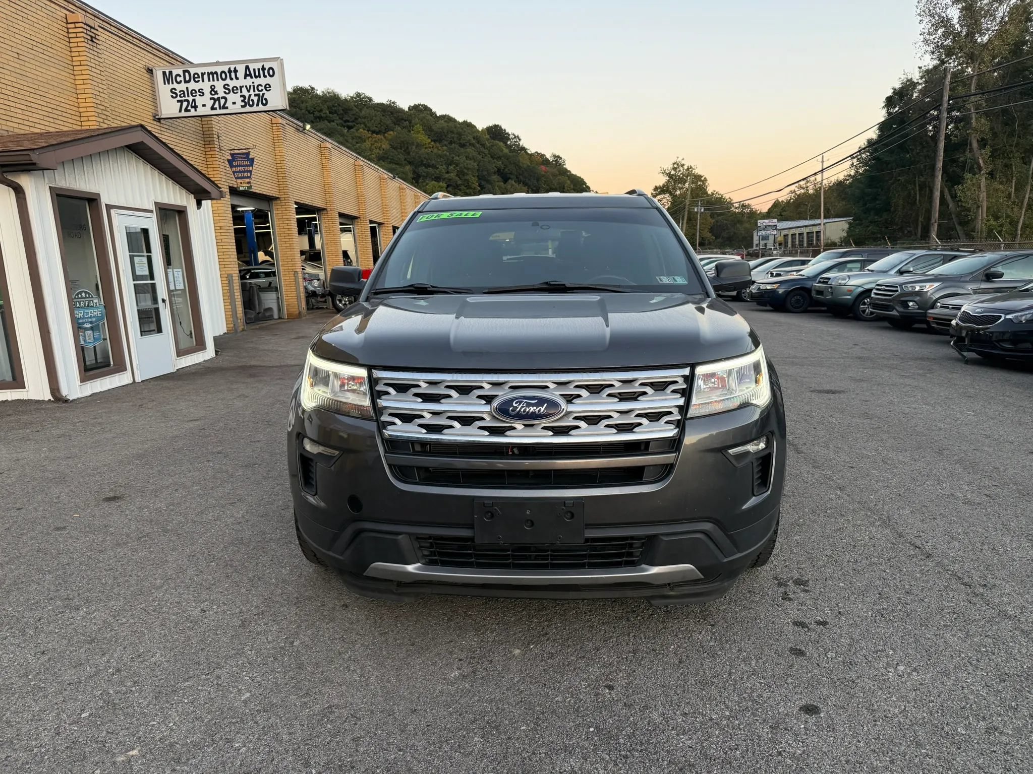 Used 2018 Ford Explorer XLT AWD/4WD image 5