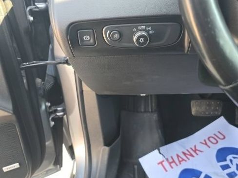 Used 2019 Buick Enclave Premium AWD/4WD image 12