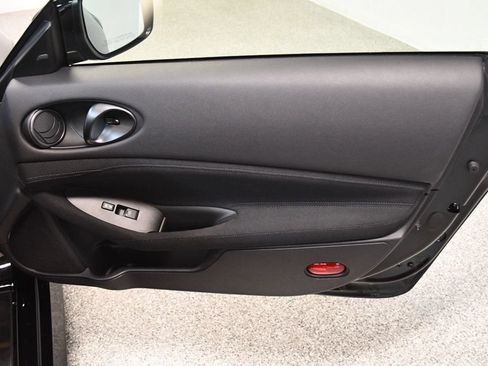Used 2026 Nissan Z Sport w/ Floor Mat Package RWD image 23