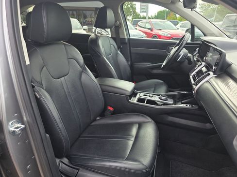 Used 2022 Kia Sorento EX FWD image 26