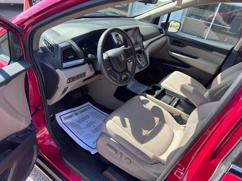 Used 2024 Honda Odyssey EX image 15