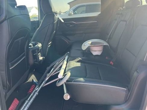 Used 2024 RAM 1500 Limited image 9