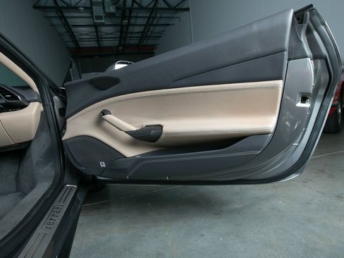 Used 2016 Ferrari 488 GTB image 20