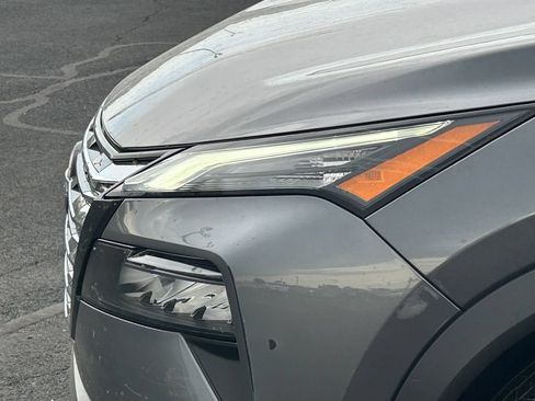 Used 2025 Nissan Rogue SV AWD/4WD image 11
