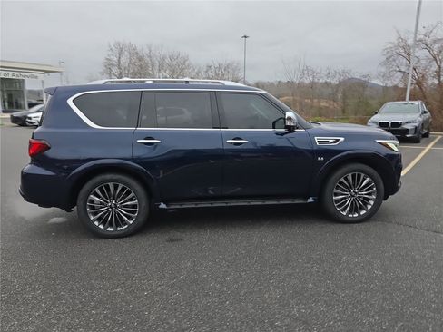 Used 2019 INFINITI QX80 Luxe w/ Proactive Package image 2