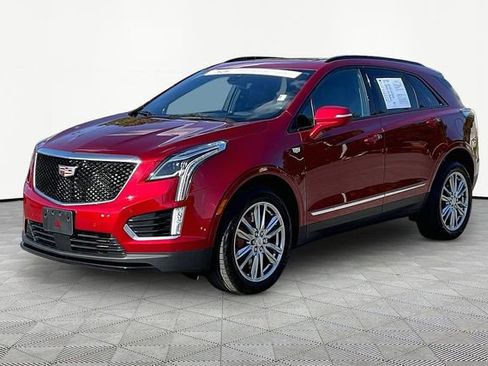 Used 2023 Cadillac XT5 Sportv w/ Technology Package AWD/4WD image 3