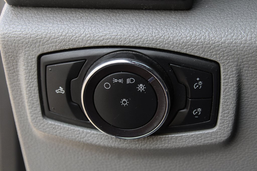Used 2019 Ford F550 2WD Crew Cab Super Duty image 19