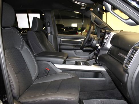 Used 2025 RAM 1500 Big Horn image 29