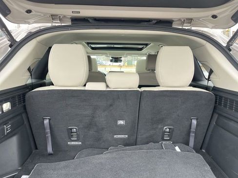 Used 2024 MAZDA CX-90 Plug-In Hybrid w/ Premium Pkg image 24