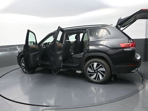 New 2026 Volkswagen Atlas SE FWD image 33