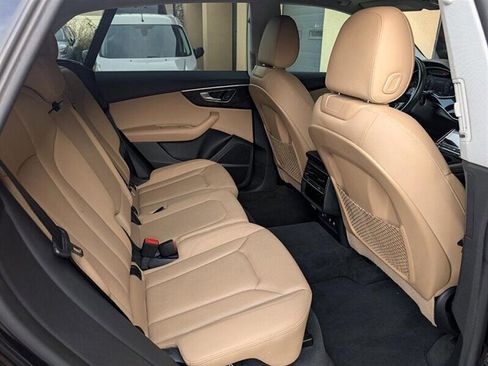 Used 2019 Audi Q8 Premium Plus w/ Premium Plus image 27
