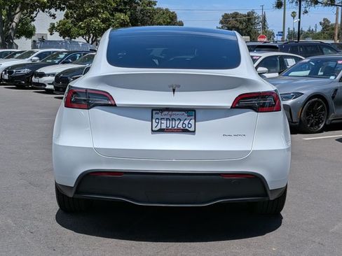 Used 2023 Tesla Model Y Long Range AWD/4WD image 7