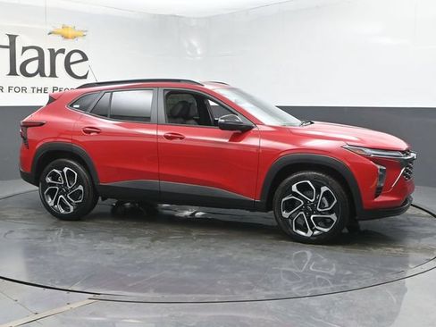 New 2026 Chevrolet Trax RS w/ Sunroof Package FWD image 27