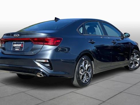 Used 2021 Kia Forte LXS image 12