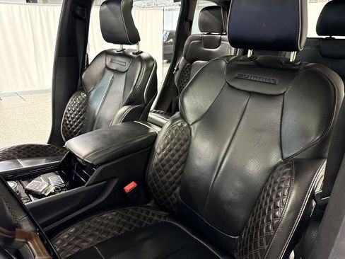 Used 2023 Jeep Grand Cherokee Summit w/ Luxury Tech Group V AWD/4WD image 8
