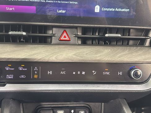 Used 2025 Kia Sportage X-Line w/ Premium Package image 27