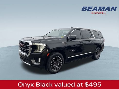 Used 2022 GMC Yukon XL SLT w/ SLT Premium Package image 3