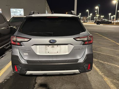 Used 2020 Subaru Outback Limited w/ Popular Package #2 image 7