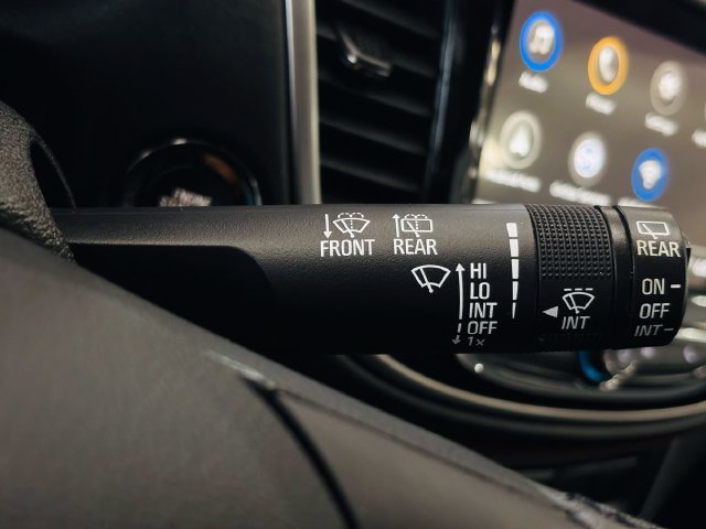 Used 2019 Chevrolet Trax LT w/ LT Convenience Package FWD image 53
