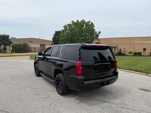 Used 2018 Chevrolet Tahoe 2WD image 3