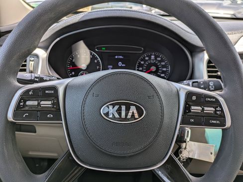Certified 2020 Kia Sorento LX FWD image 20