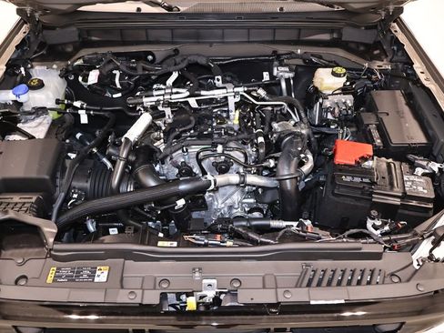 New 2026 Ford Bronco Outer Banks AWD/4WD image 34