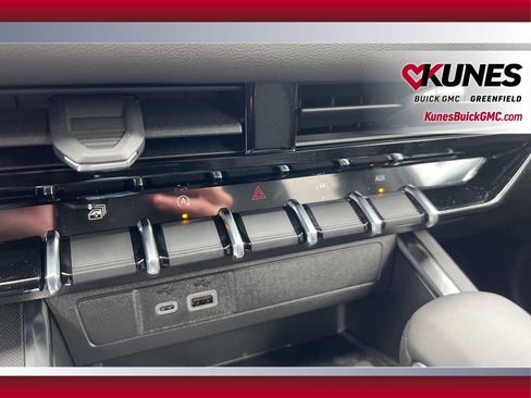 New 2026 GMC Canyon Elevation image 26