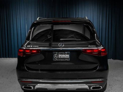 New 2026 Mercedes-Benz GLS 450 4MATIC image 9